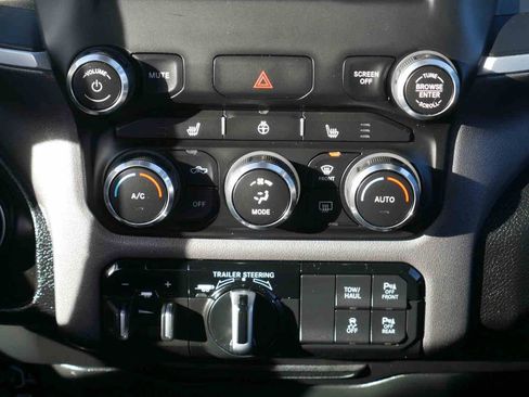 Certified 2022 RAM 1500 Big Horn image 8