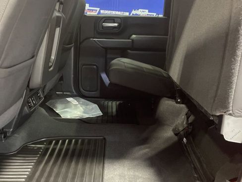 Used 2025 Chevrolet Silverado 2500 Custom w/ Custom Convenience Package image 26