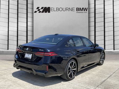 Certified 2026 BMW 540i xDrive w/ Executive Package AWD/4WD image 4