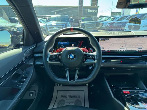 Used 2025 BMW M5 w/ Carbon Package image 20