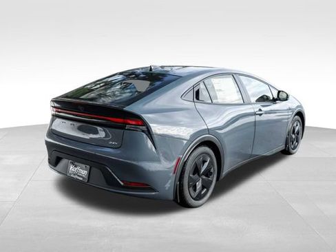 New 2026 Toyota Prius LE AWD/4WD image 4