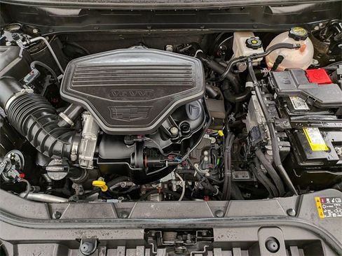 Certified 2024 Cadillac XT5 Premium Luxury w/ LPO, Floor Liner Package image 27