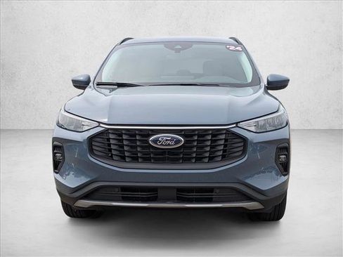 Used 2024 Ford Escape SE image 6