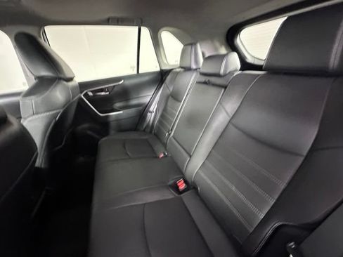 Used 2021 Toyota RAV4 XLE Premium w/ Carpet Mat Package (TMS) FWD image 16
