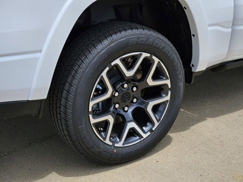 New 2025 RAM 1500 Laramie image 5