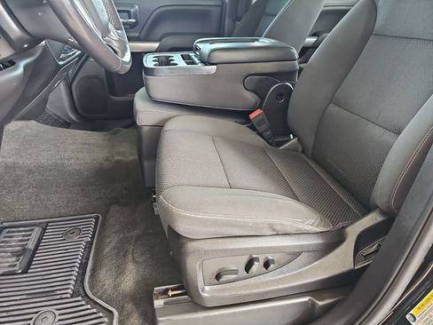 Used 2018 Chevrolet Silverado 1500 LT w/ All Star Edition AWD/4WD image 18