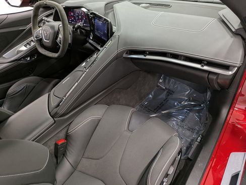Used 2022 Chevrolet Corvette Stingray Convertible w/ 1LT RWD image 27