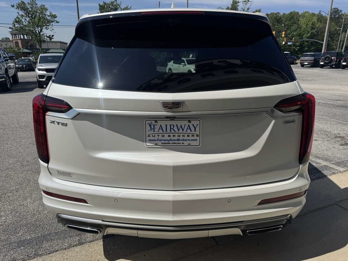 Used 2020 Cadillac XT6 Premium Luxury FWD image 7