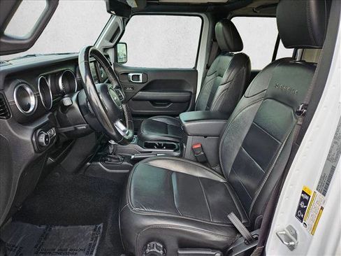 Used 2020 Jeep Wrangler Unlimited Sahara AWD/4WD image 26