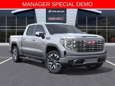 Used 2026 GMC Sierra 1500 Denali w/ Denali Reserve Package AWD/4WD image 7