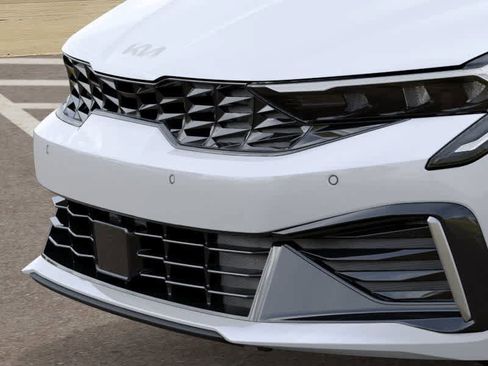 New 2026 Kia K5 LXS image 12