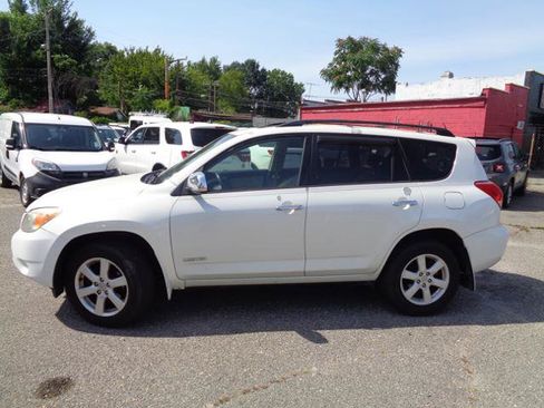 Used 2008 Toyota RAV4 Limited AWD/4WD image 6