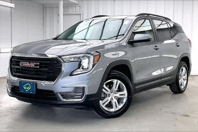 Certified 2024 GMC Terrain SLE w/ Driver Convenience Package AWD/4WD image 2