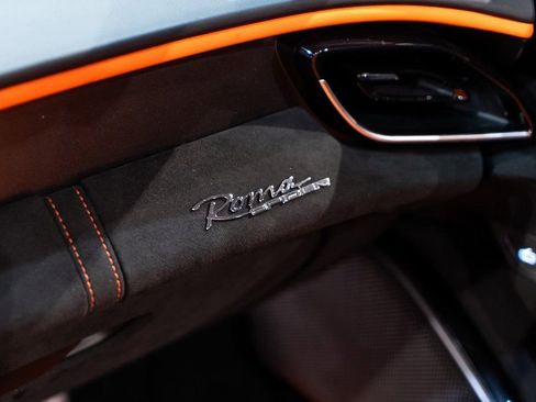 Certified 2025 Ferrari Roma Spider RWD image 33