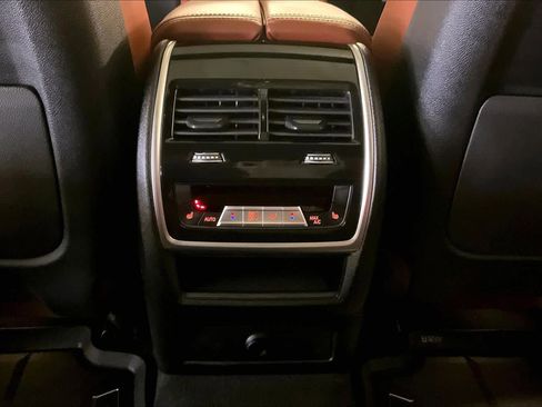 Certified 2025 BMW X6 M60i image 33