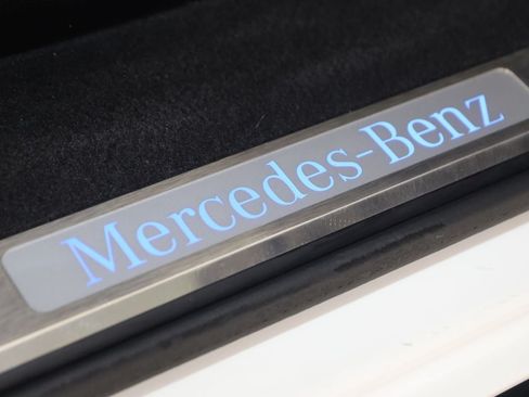 Used 2017 Mercedes-Benz G 550 Squared image 15