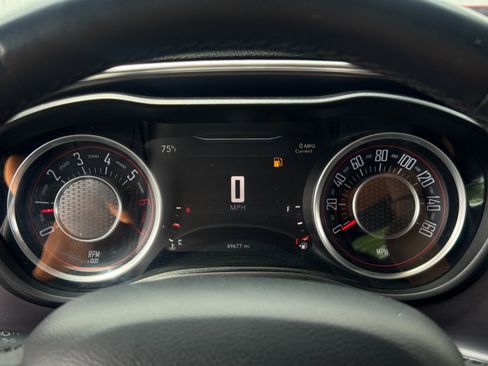 Used 2015 Dodge Challenger R/T w/ Quick Order Package 22B R/T image 18