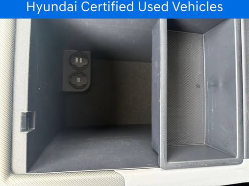 Certified 2024 Hyundai Palisade SEL FWD image 34