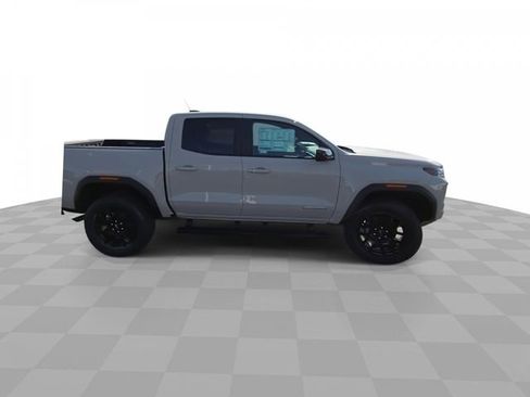 New 2026 GMC Canyon Elevation w/ Convenience Package image 9