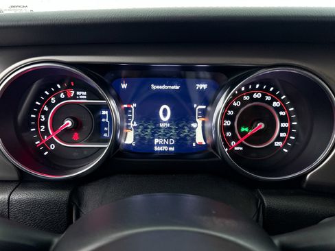 Used 2020 Jeep Gladiator Rubicon AWD/4WD image 34