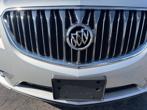 Used 2014 Buick Enclave Leather FWD image 7