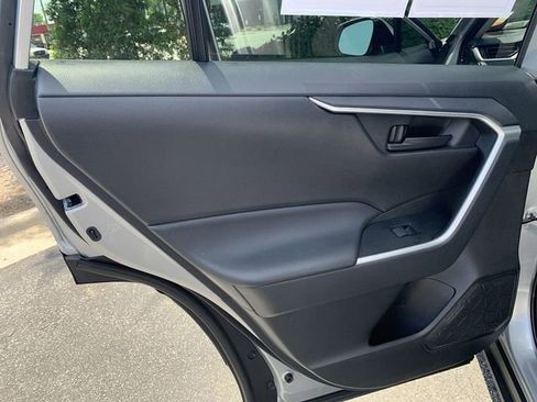 Certified 2025 Toyota RAV4 LE FWD image 15