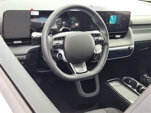 New 2026 Hyundai Ioniq 5 SE image 3