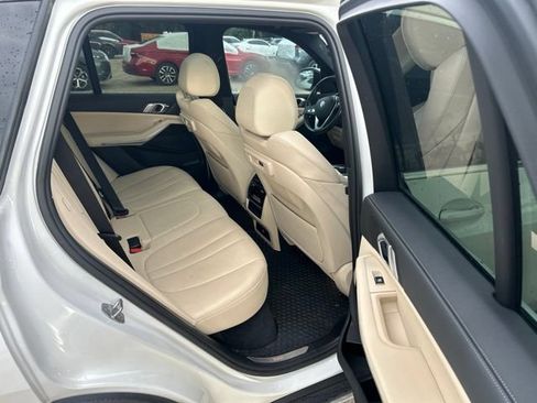 Used 2020 BMW X5 sDrive40i w/ Convenience Package RWD image 8