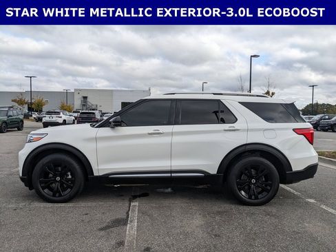 Used 2020 Ford Explorer Platinum w/ Premium Technology Package image 12