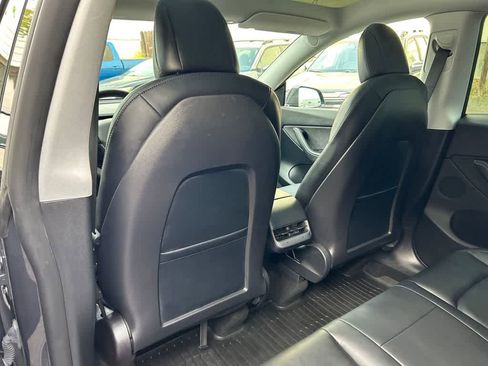 Used 2021 Tesla Model Y Performance AWD/4WD image 11