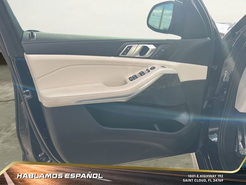 Used 2022 BMW X5 sDrive40i w/ M Sport Package image 12