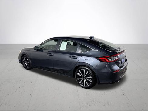 Certified 2024 Honda Civic EX-L image 9