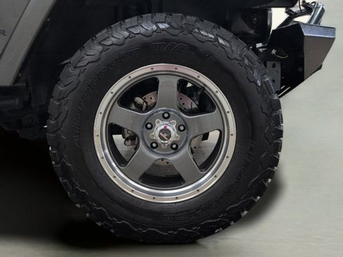 Used 2016 Jeep Wrangler Sport AWD/4WD image 23