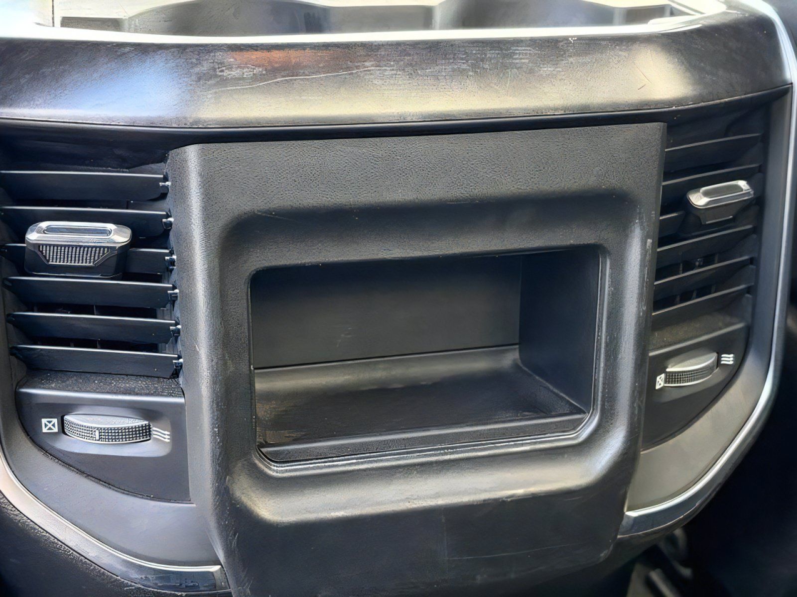 Used 2024 RAM 1500 Big Horn AWD/4WD image 15