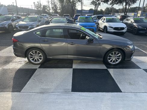 Used 2023 Acura TLX image 3