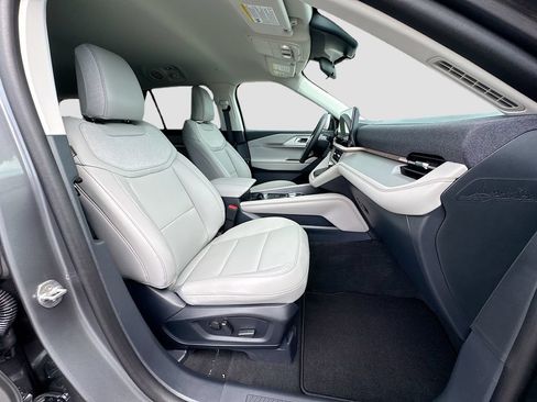 New 2026 Ford Explorer Active w/ Active Comfort Package RWD image 29