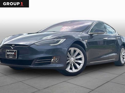 Used 2018 Tesla Model S 75D AWD/4WD image 1