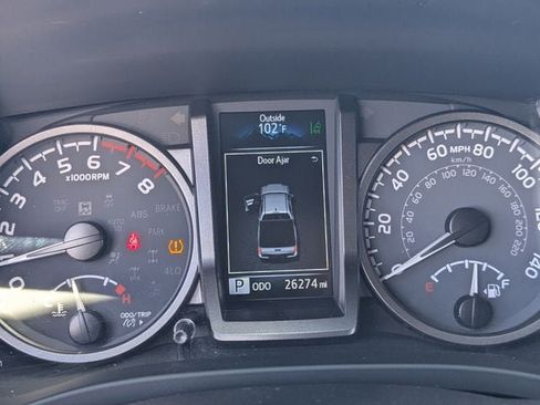 Used 2023 Toyota Tacoma TRD Off-Road AWD/4WD image 39