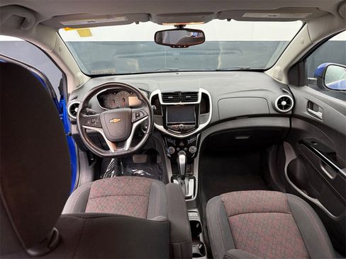 Used 2017 Chevrolet Sonic LT image 28