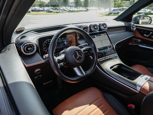 Certified 2023 Mercedes-Benz GLC 300 image 16