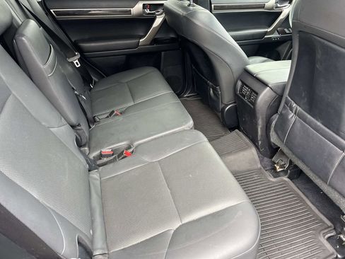 Used 2015 Lexus GX 460 image 21