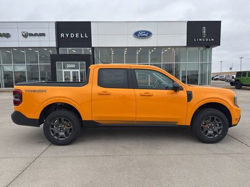 New 2026 Ford Maverick Tremor image 2