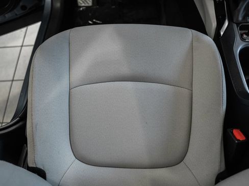 Used 2024 Toyota Corolla Cross L FWD image 22