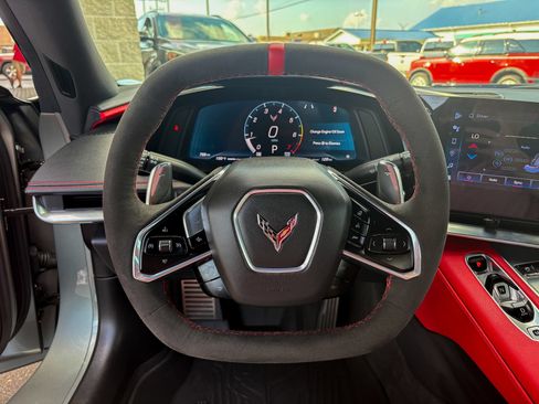 Used 2024 Chevrolet Corvette Stingray Preferred Conv w/ Z51 Performance Package RWD image 34