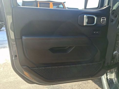 Used 2021 Jeep Wrangler Unlimited Rubicon w/ Dual Top Group image 12