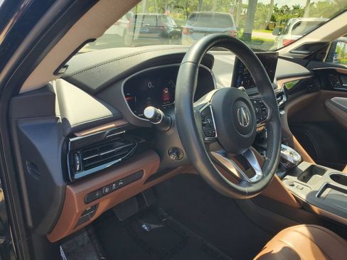 Used 2025 Acura MDX w/ Technology Package FWD image 16