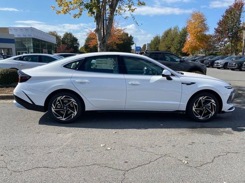 New 2026 Hyundai Sonata SEL image 8