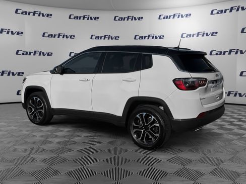 Used 2023 Jeep Compass Limited AWD/4WD image 3