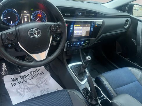 Used 2019 Toyota Corolla SE image 10