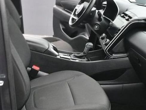Used 2022 Hyundai Tucson SE AWD/4WD image 16